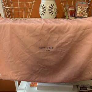 KATE SPADE Ex-Large Pink Dust Bag(EUC)